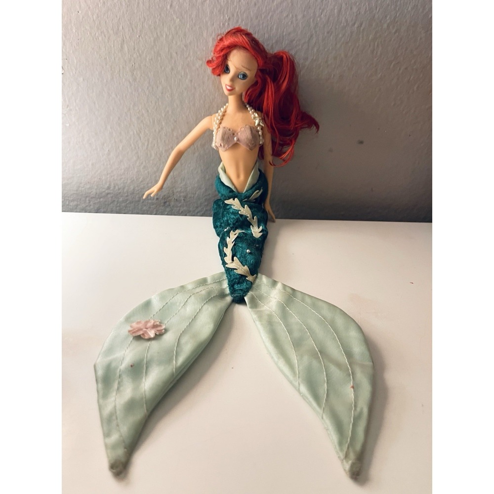 2000 Disney Collector Doll - Enchanted Seasons Collection - Summer Seas Ariel